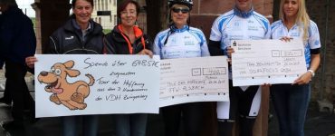 Spendenübergabe Tour der Hoffnung